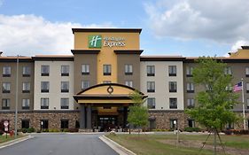 Holiday Inn Express & Suites Perry-National Fairground Area